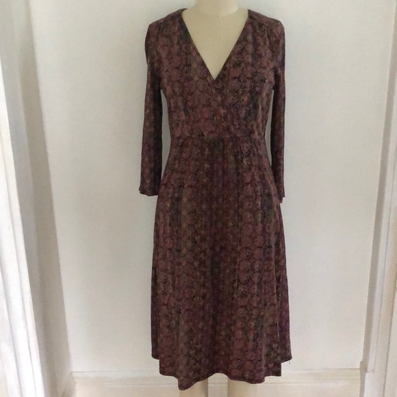 Peruvian Connection wrap style printed dress - Picture 2 of 9